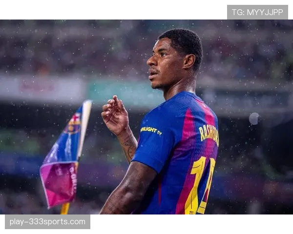 拉什福德连续强突左路撕开防线，关键战进攻角色显著强化