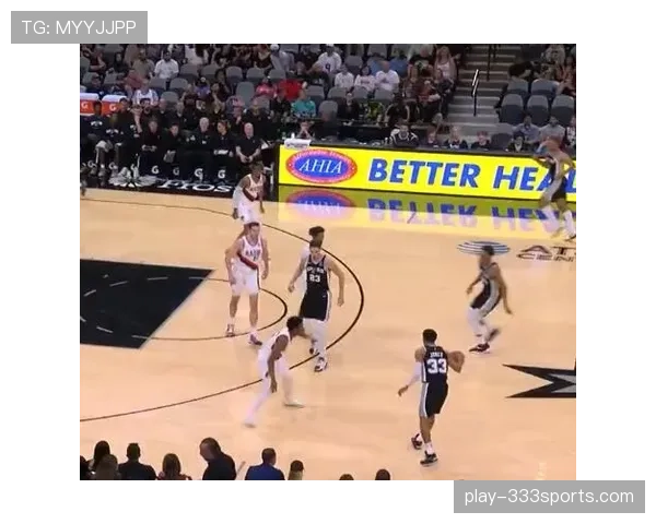 沃尔主导快攻拉开分差，突破效率改变对手防守布局