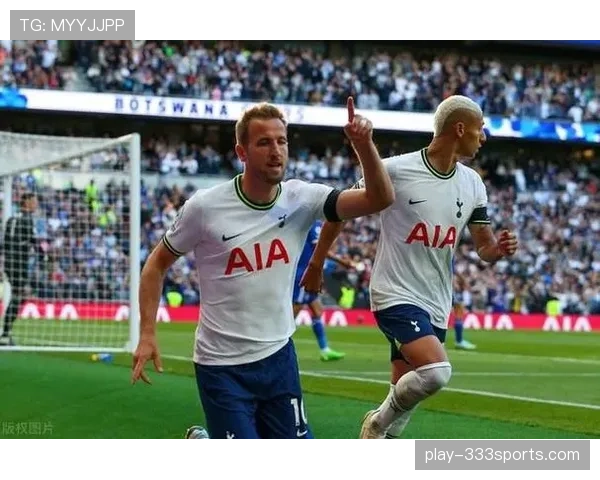 凯恩vs希勒：效率与风格谁更接近“英格兰第一中锋”？